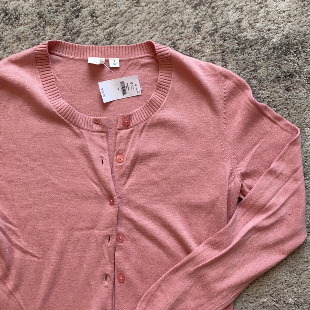 ✌🏼NWT Gap Pink Cardigan Sweater Small